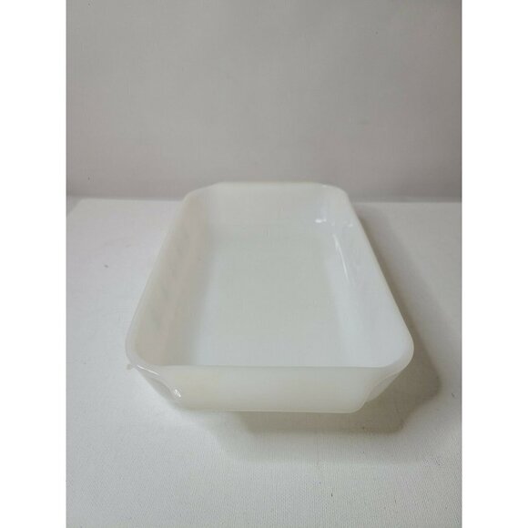 VINTAGE anchor hocking fire king candle glow pattern milk glass baking dish - Picture 8 of 10